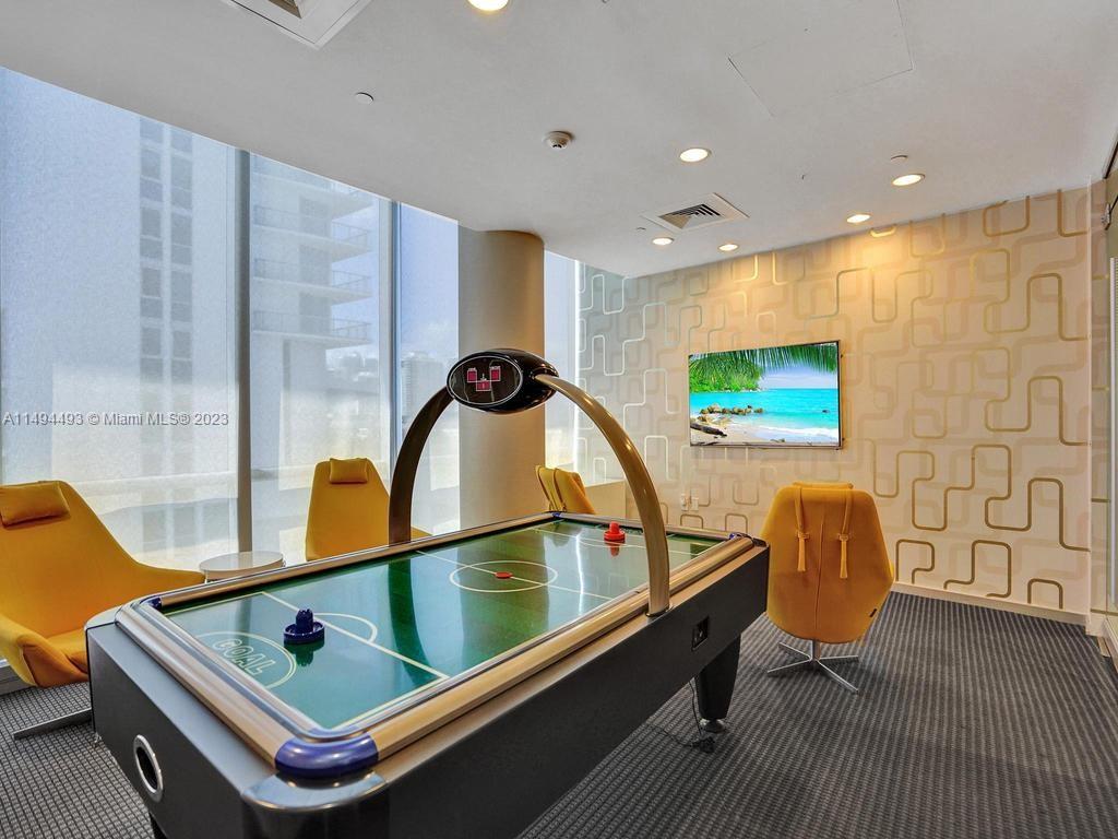 JADE OCEAN CONDO - Residential Lease