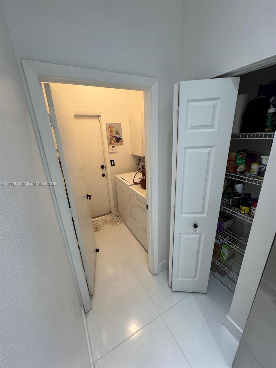 WEST GLEN - Residential