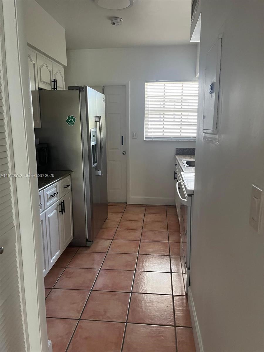 SOUTHERN STAR CONDO - Residential