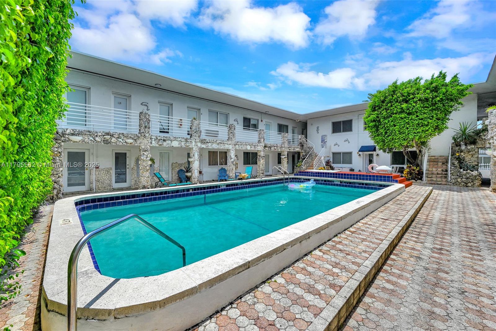 320 85th St 20, Miami Beach, Miami-Dade County, Florida - 1 Bathrooms - 