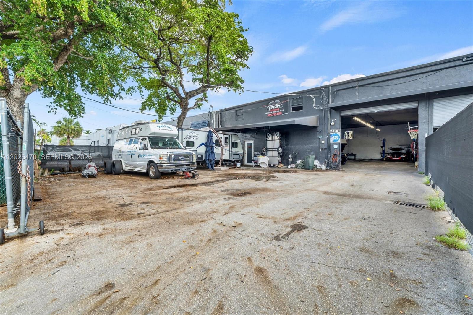 7850 NW 56th St