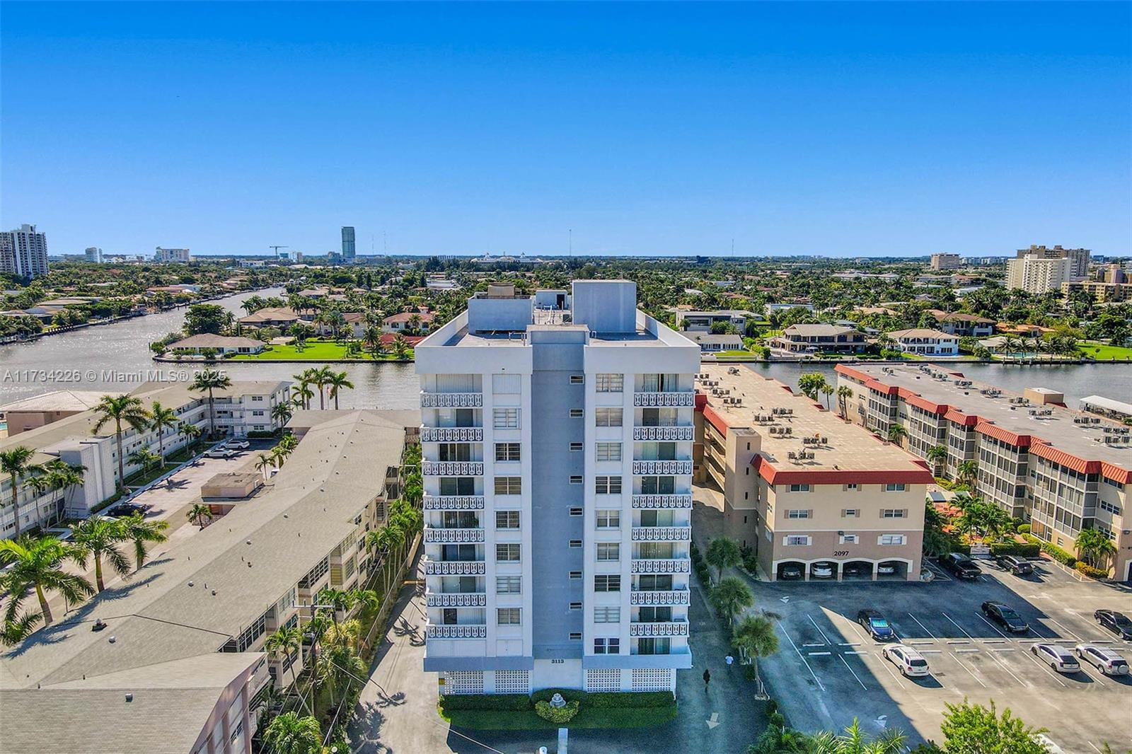 ASHLEIGH HOUSE CONDO - Residential