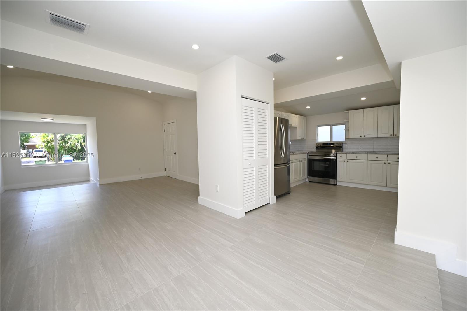MCALLISTER TERR - Residential