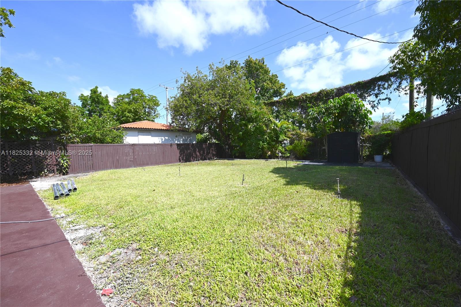 MCALLISTER TERR - Residential