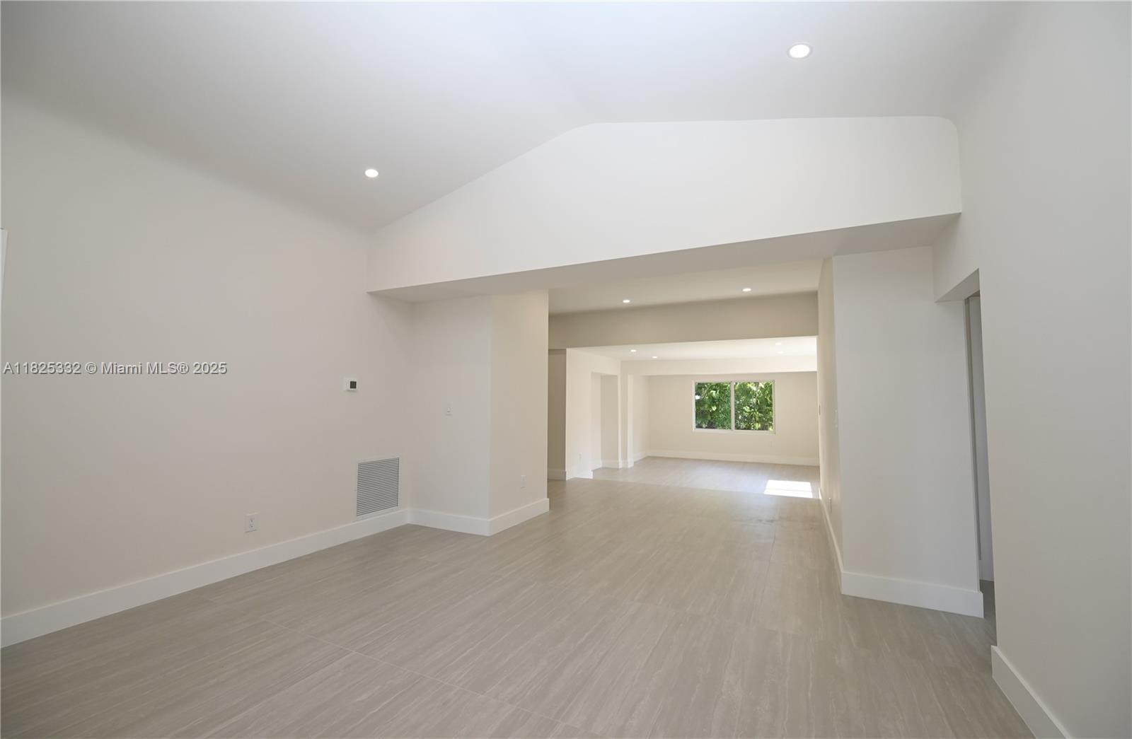 2949 SW 14th St, Miami, FL, 33145/$879,000 2 2949 SW 14th St
