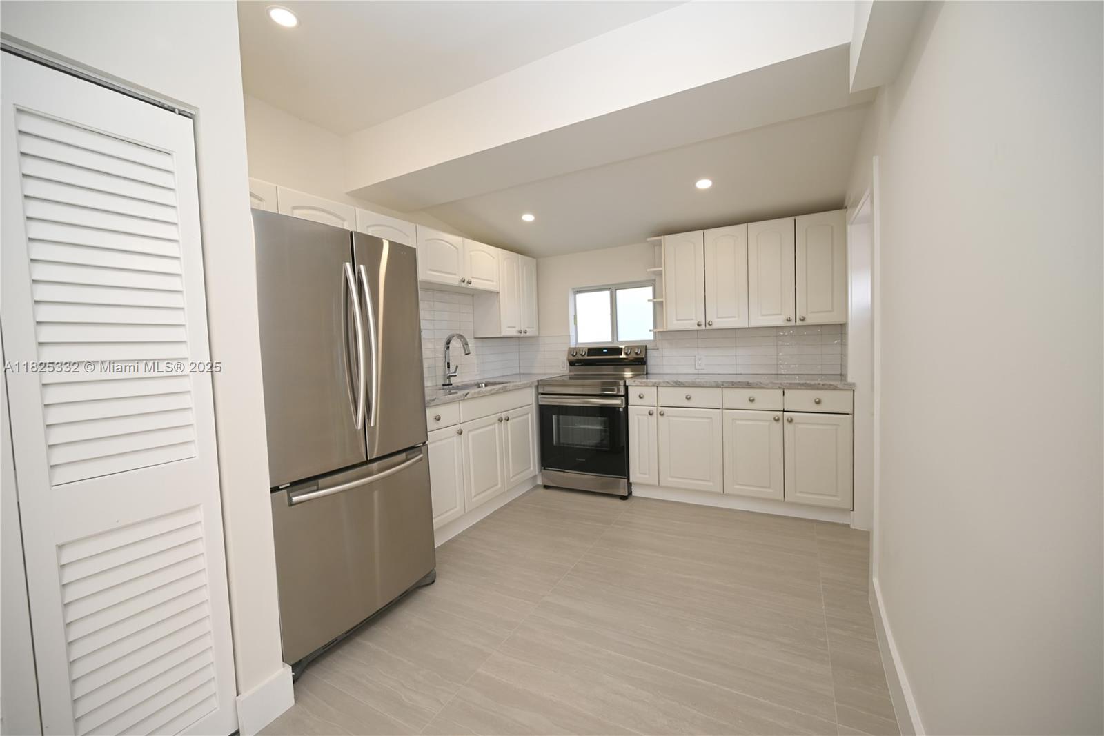 MCALLISTER TERR - Residential