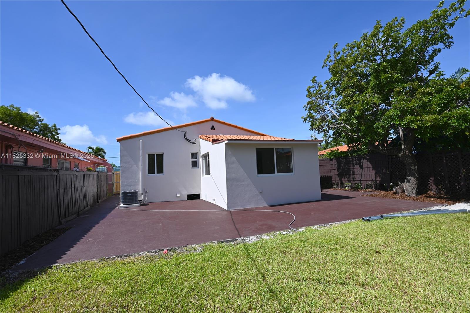 MCALLISTER TERR - Residential