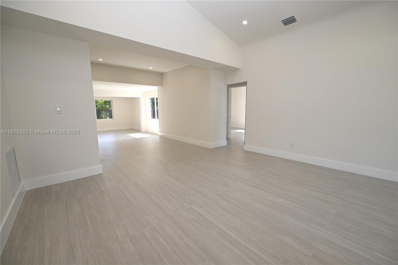 MCALLISTER TERR - Residential