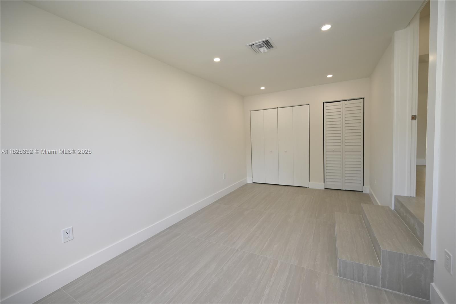MCALLISTER TERR - Residential