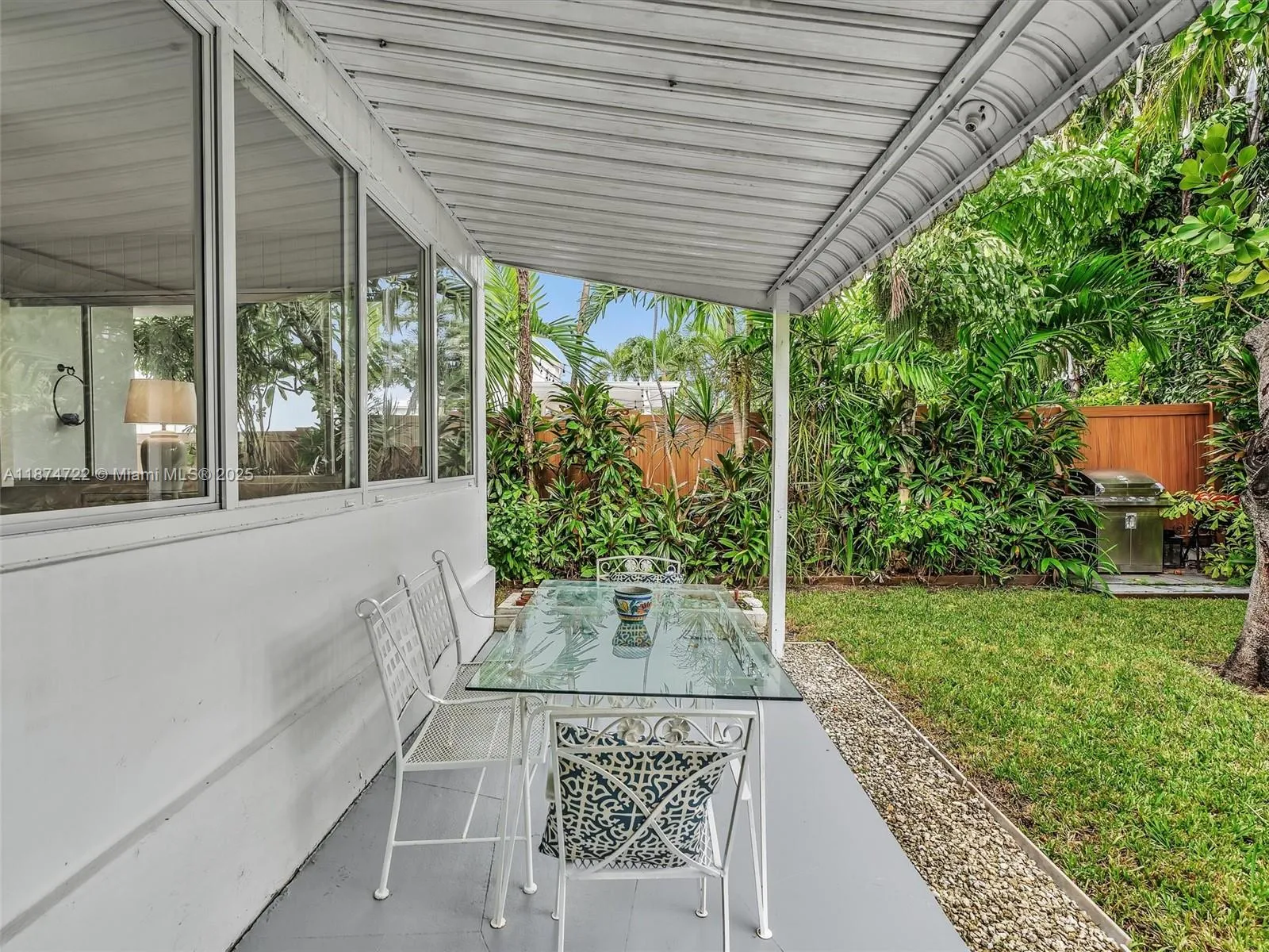 Surfside, Florida 33154, United States, 3 Bedrooms Bedrooms, ,2 BathroomsBathrooms,Residential,Active,212519