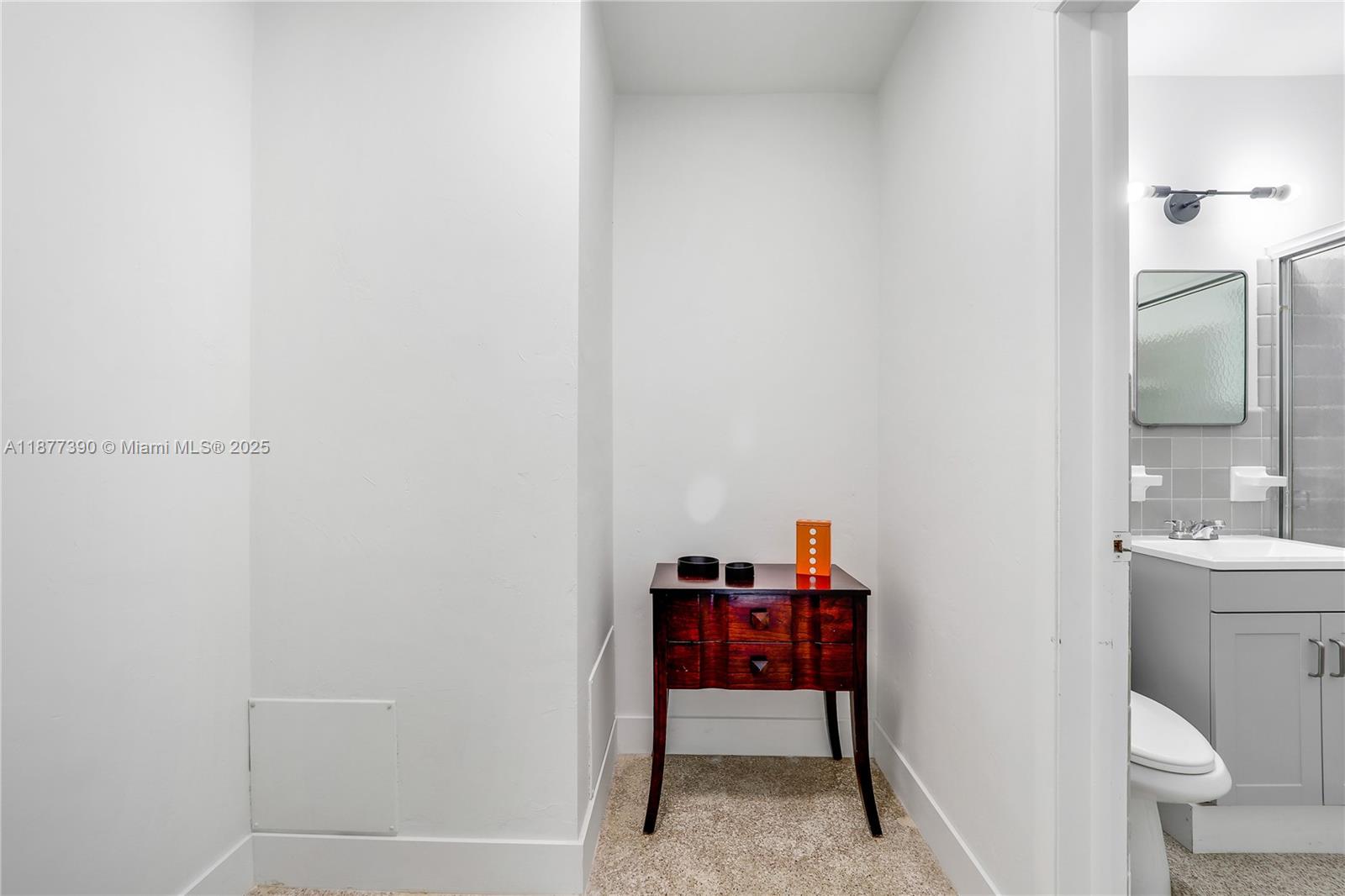 RIVIERA GDNS REV - Residential Lease