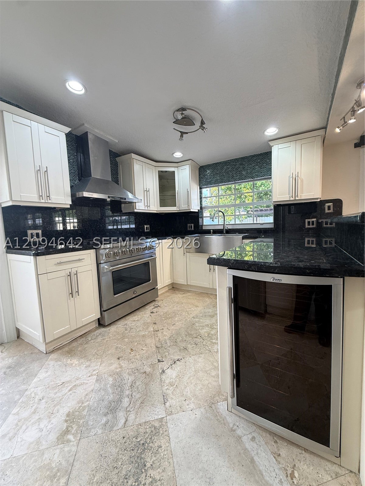 3889 NW 5th St