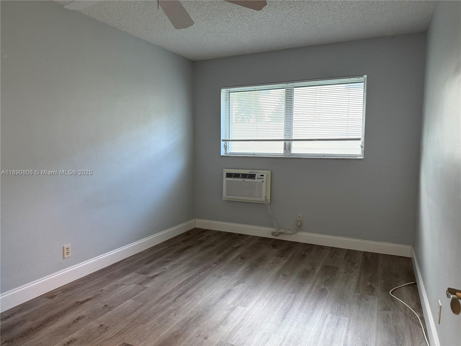 COLONY TERRACE APTS CO-OP - Residential Lease