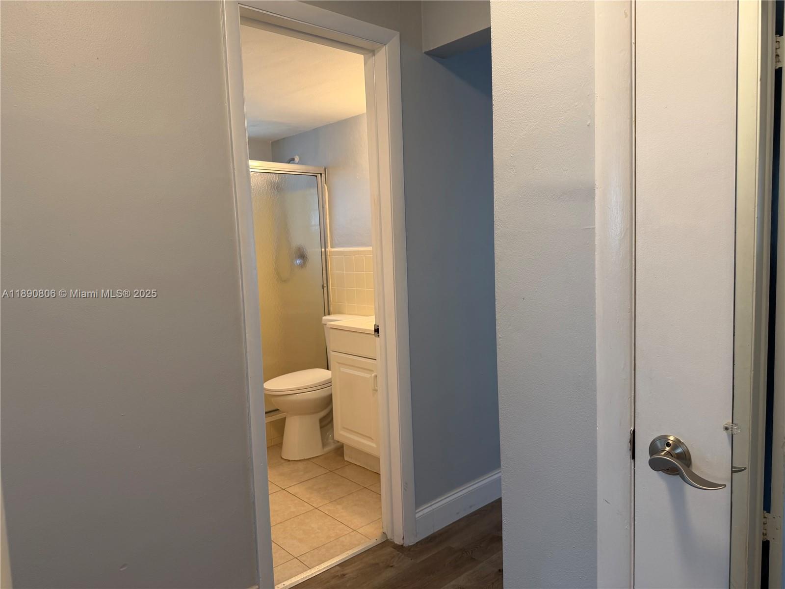 COLONY TERRACE APTS CO-OP - Residential Lease
