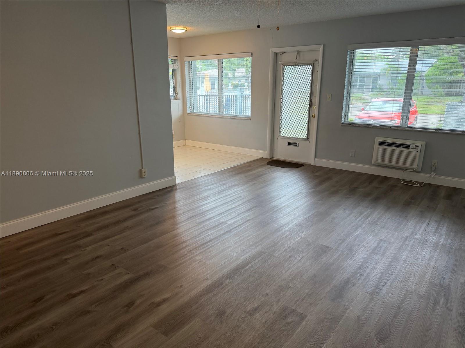 COLONY TERRACE APTS CO-OP - Residential Lease