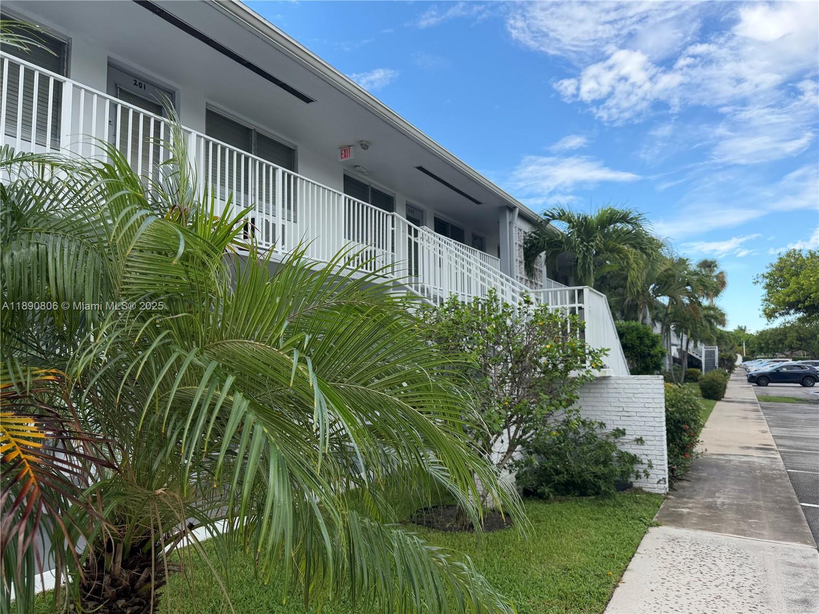 COLONY TERRACE APTS CO-OP - Residential Lease