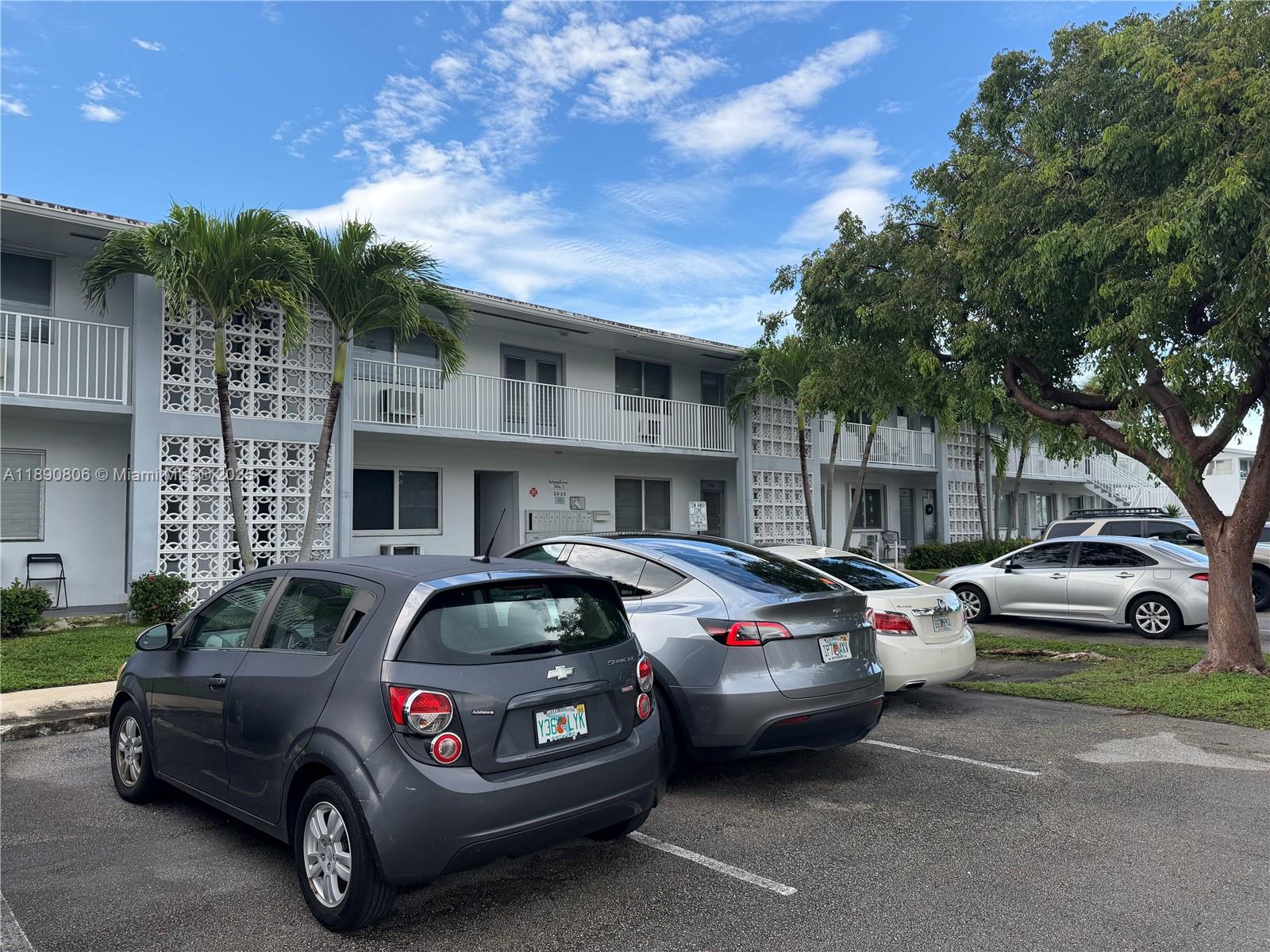 COLONY TERRACE APTS CO-OP - Residential Lease