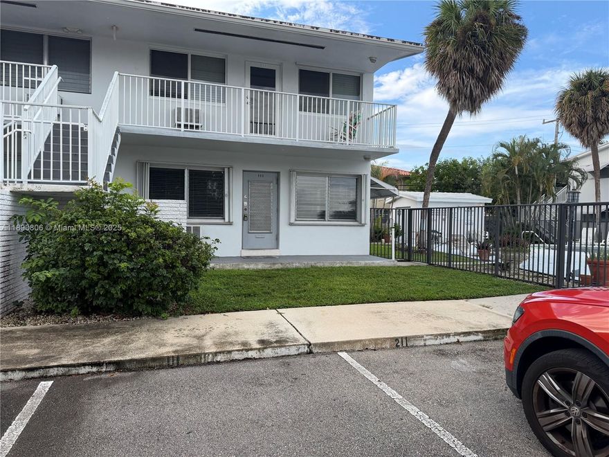 This lovely CORNER unit is ALL ABOUT LOCATION, LOCATION, AND LOCATION! Close to EVERYTHING and ONLY 5 minutes to the beach! In walking distance to shops and restaurants and even Holy Cross Hospital. This 2 bedroom/1 bathroom is super bright with LOTS OF WINDOWS. Lovely neighborhood with lots of trees. Included is PARKING FOR TWO CARS in tandem right in front. This will go quickly so hurry! Priced below the last rental in the building. Laundry on premise.