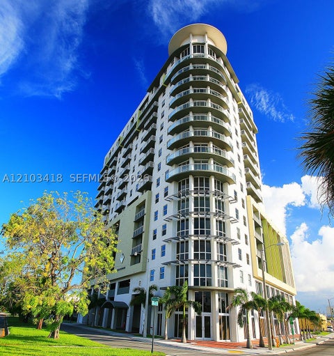 Photo of 1 Glen Royal Pkwy #1004, Miami, FL 33125 (MLS # A12103418)