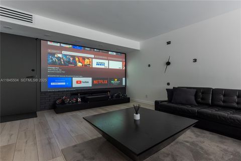 16909 N Bay Rd 206 Sunny Isles Beach FL 33160