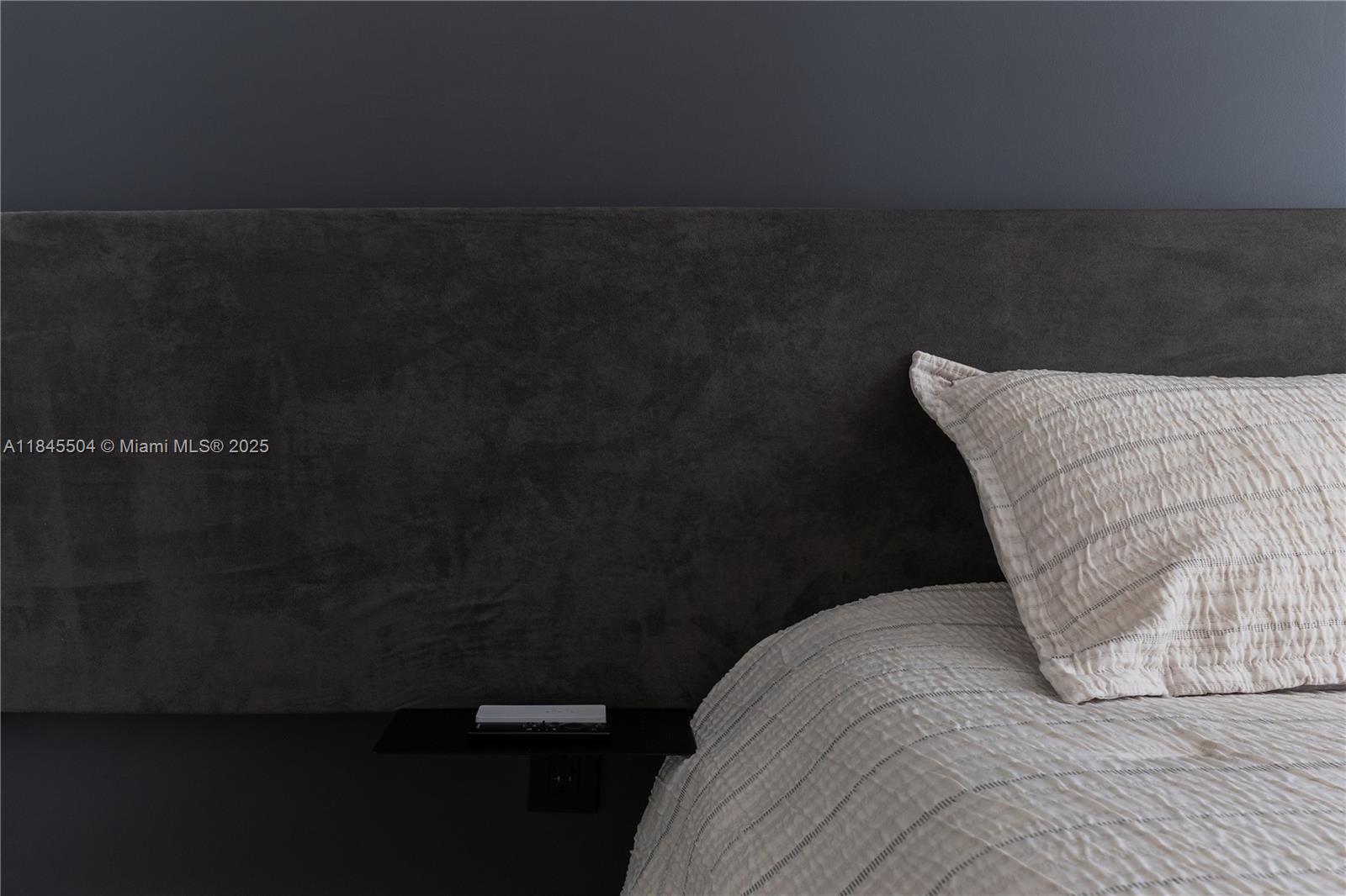 PLAZA OF AMERICAS CONDO P - Residential