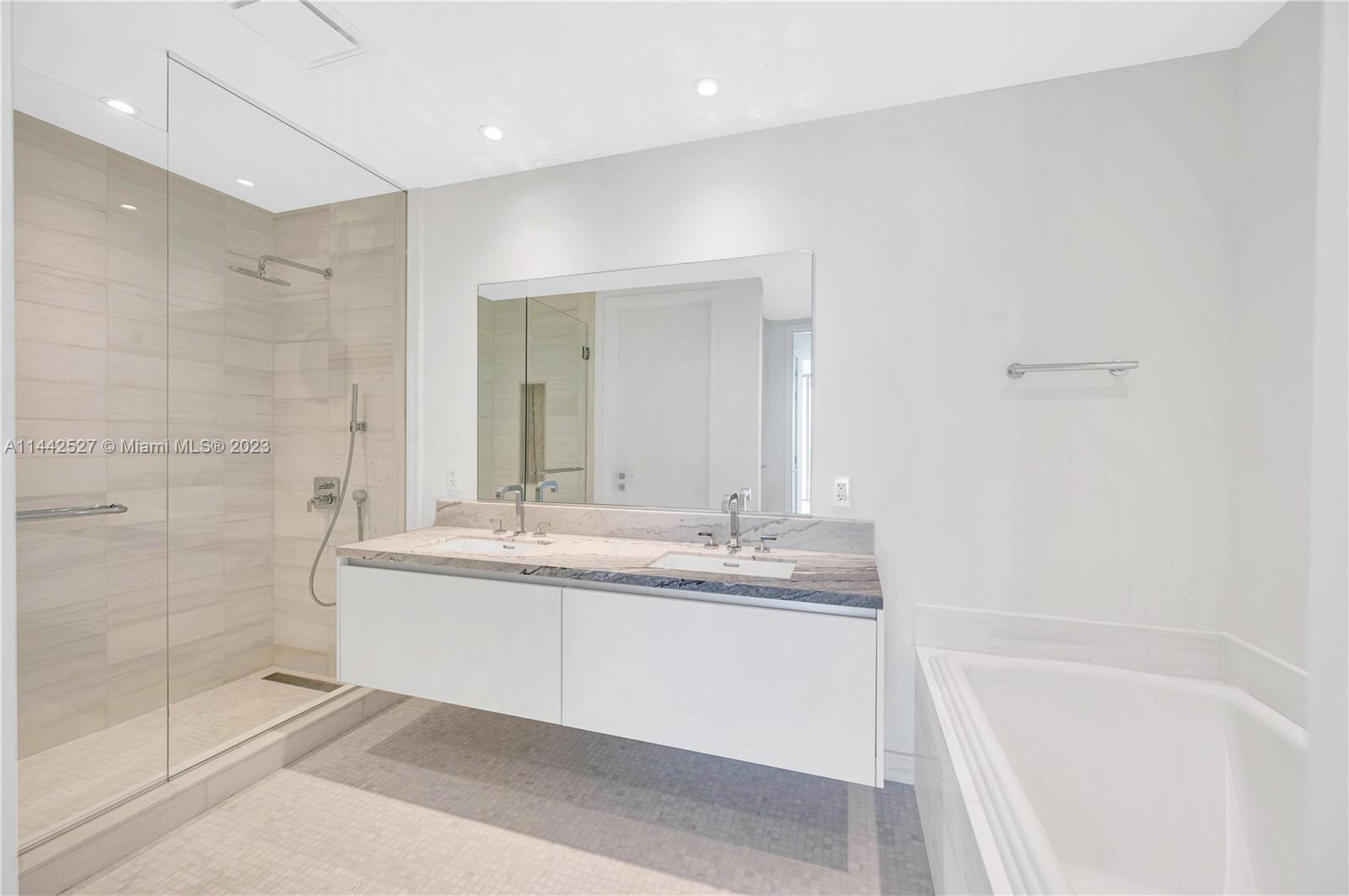 Missoni Baia - Residential