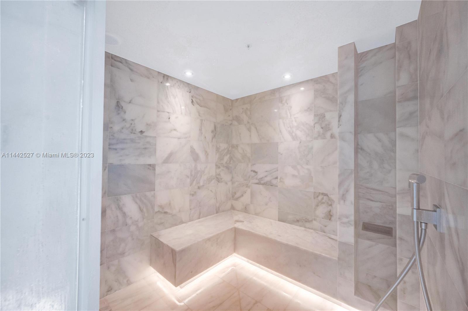 Missoni Baia - Residential