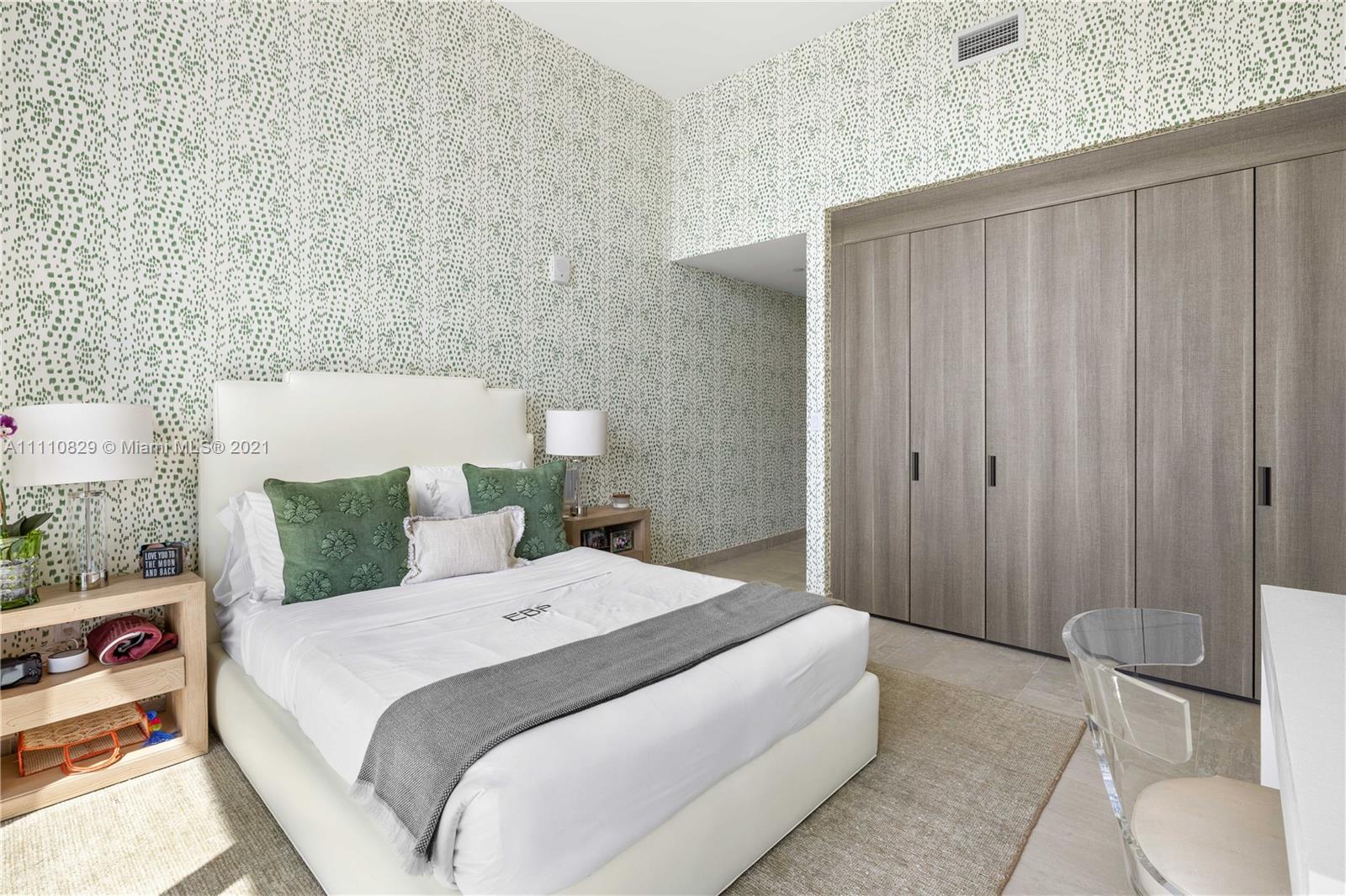 Fairchild Coconut Grove - Residential