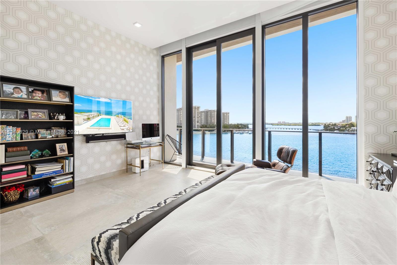 Fairchild Coconut Grove - Residential