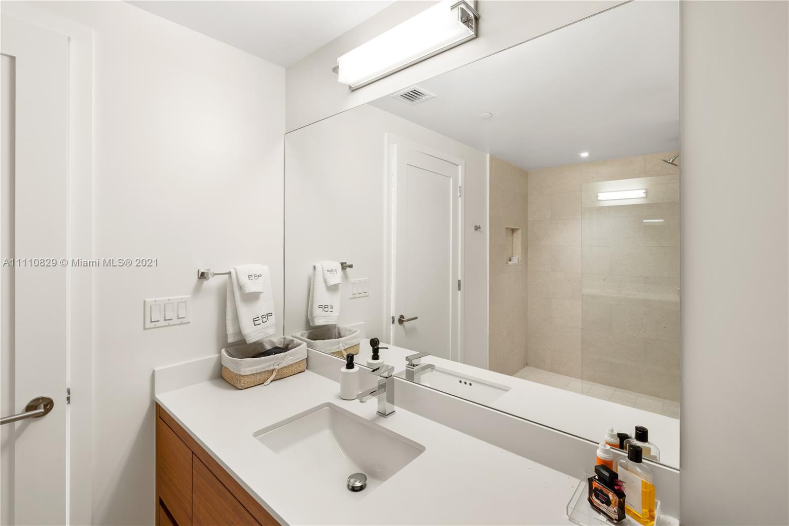 Fairchild Coconut Grove - Residential