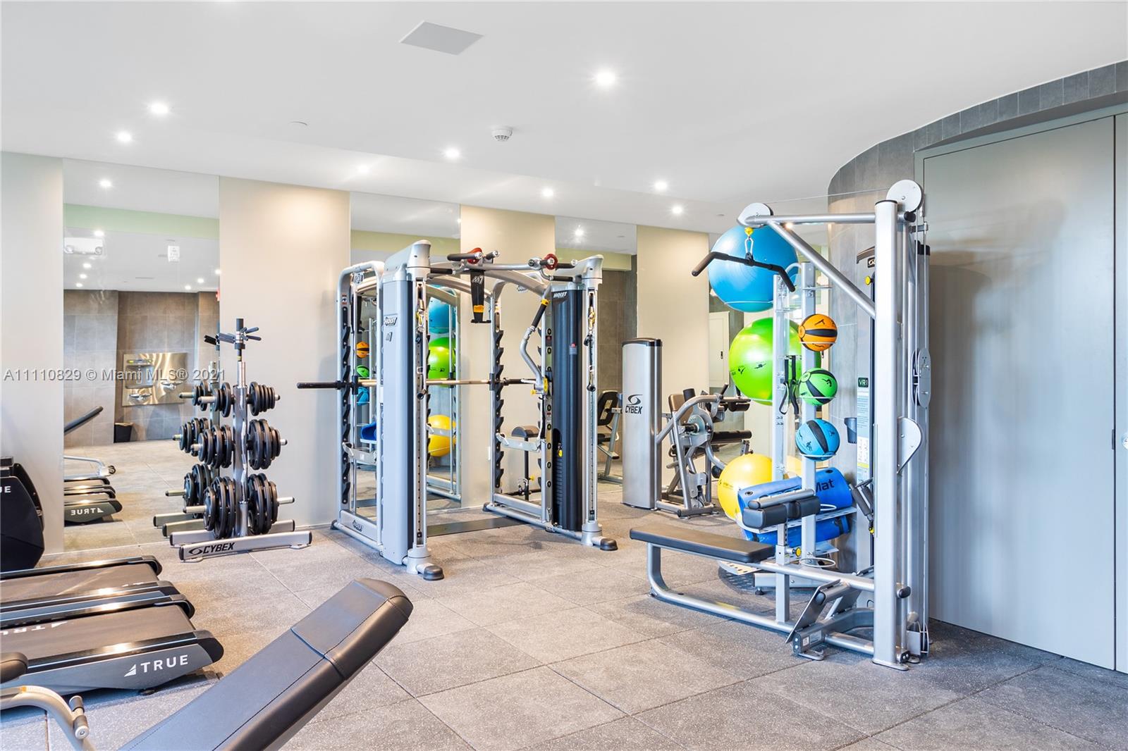 Fairchild Coconut Grove - Residential