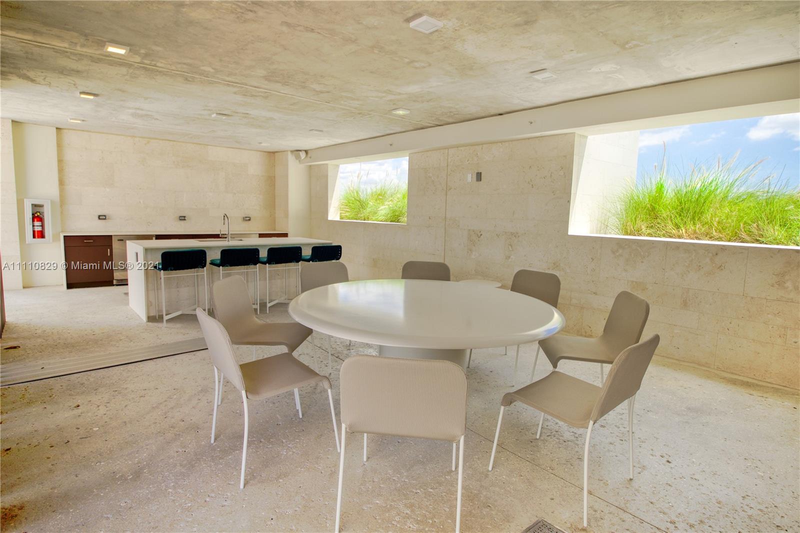 Fairchild Coconut Grove - Residential