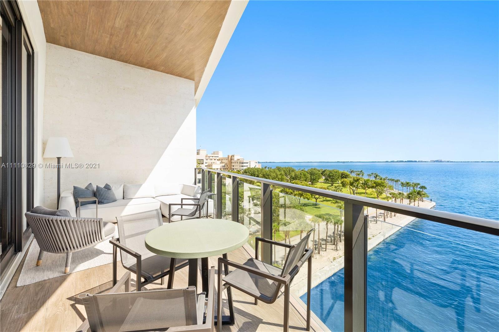 Fairchild Coconut Grove - Residential