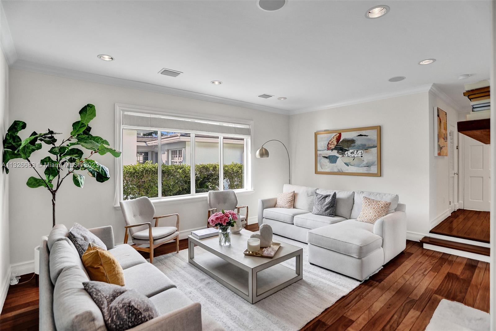 UNIVERSITY ESTATES - Residential