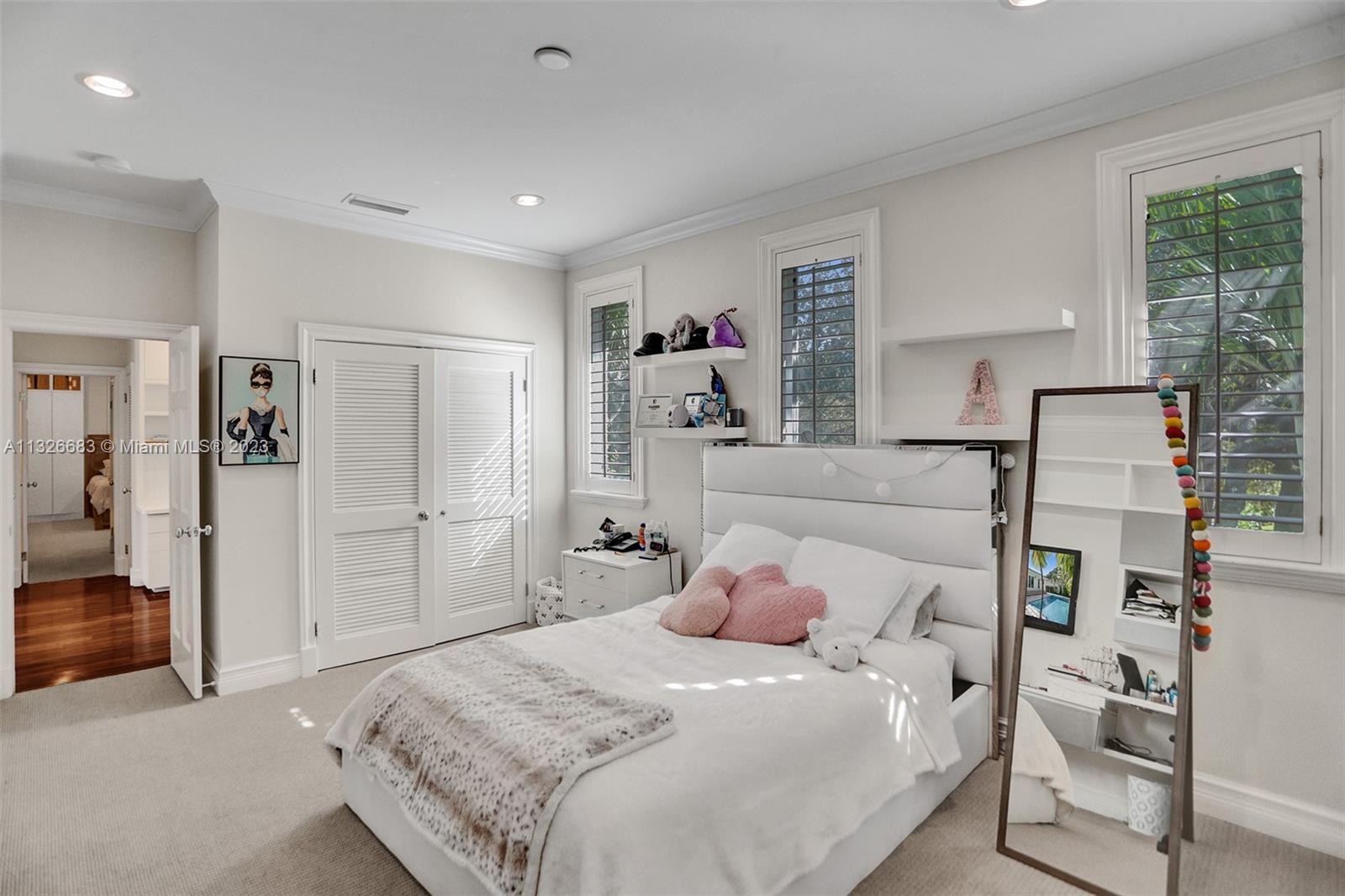 UNIVERSITY ESTATES - Residential