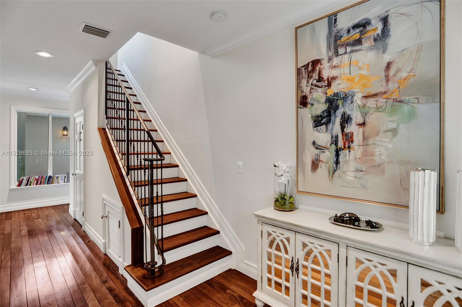 UNIVERSITY ESTATES - Residential