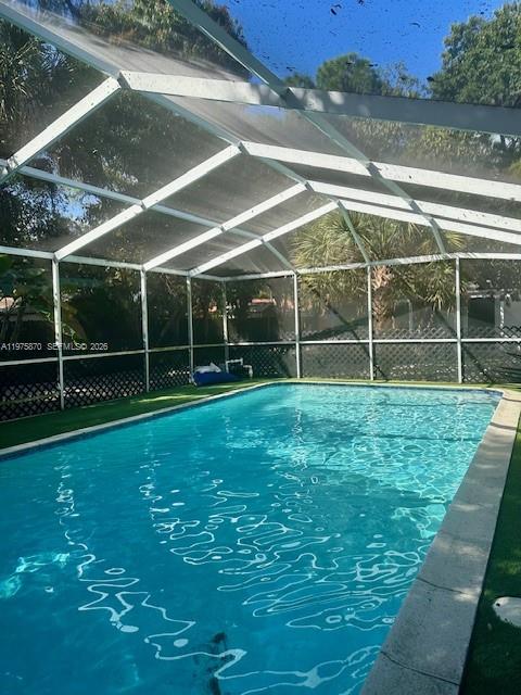 ARCH CREEKS ESTATES - Residential Lease