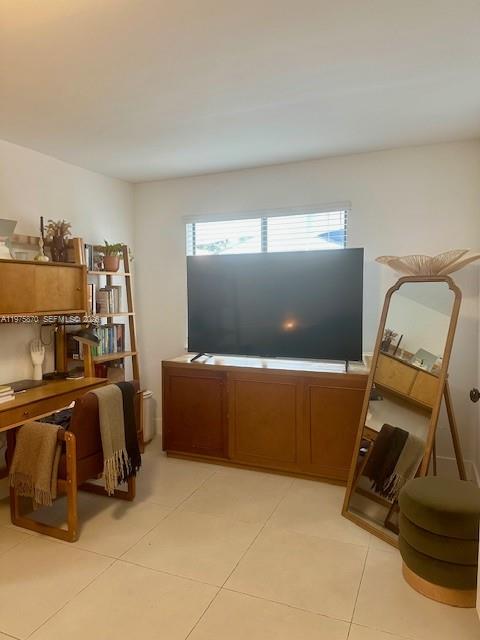 ARCH CREEKS ESTATES - Residential Lease