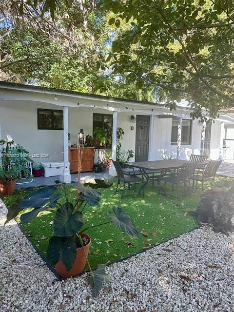 ARCH CREEKS ESTATES - Residential Lease