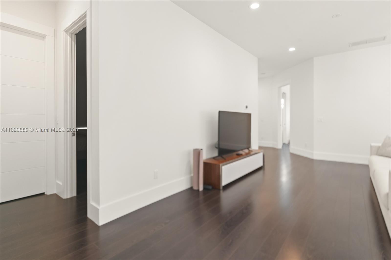 CHAMBERS LAND CO SUB NW1/ - Residential