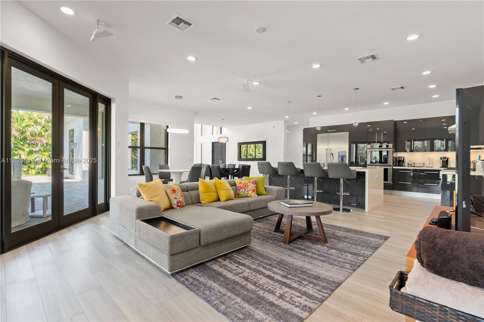 CHAMBERS LAND CO SUB NW1/ - Residential
