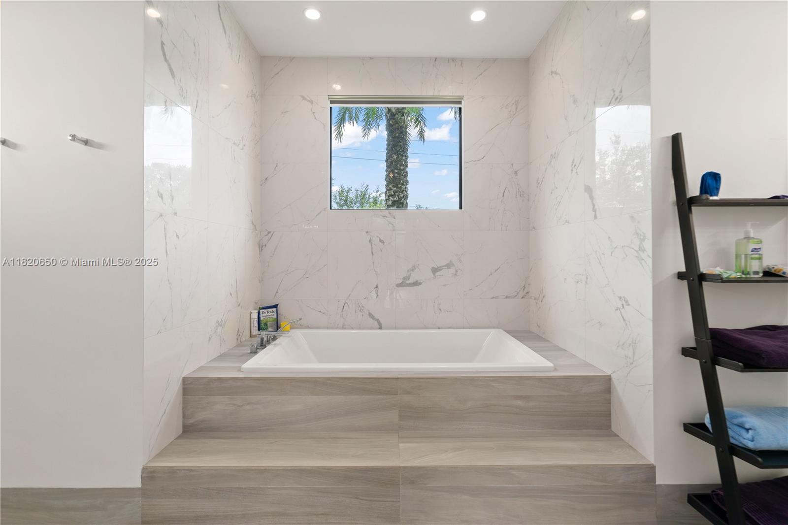 CHAMBERS LAND CO SUB NW1/ - Residential