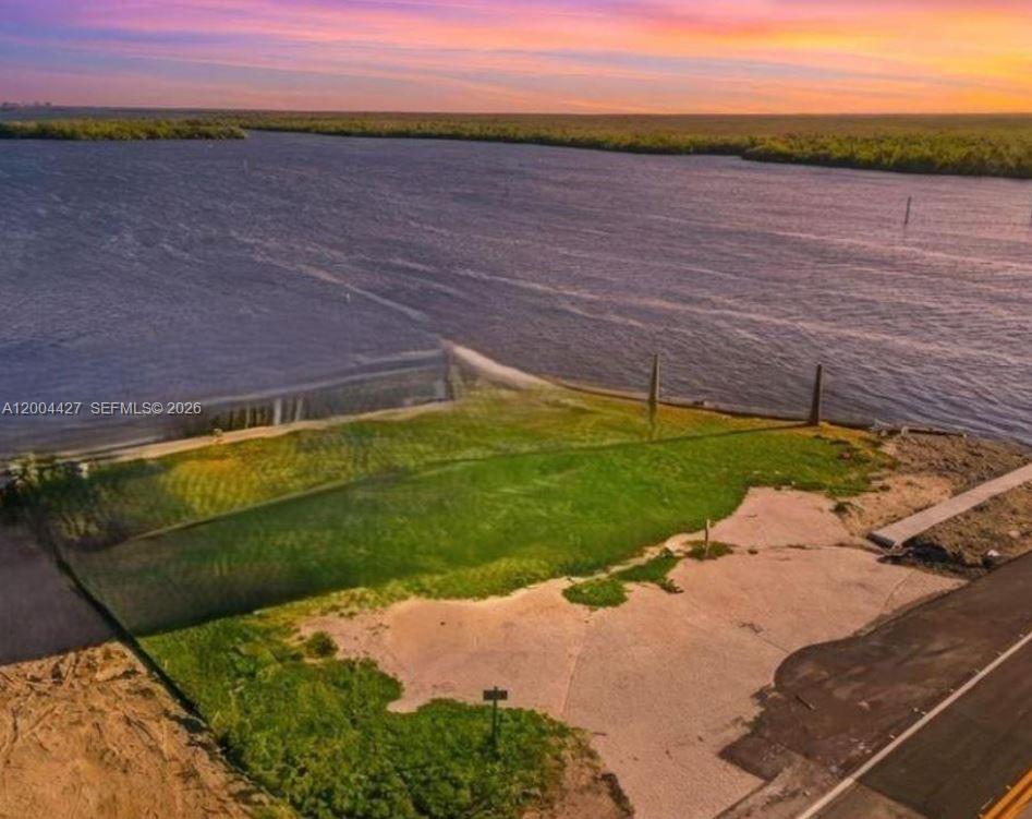 4767 Pine Island RD NW