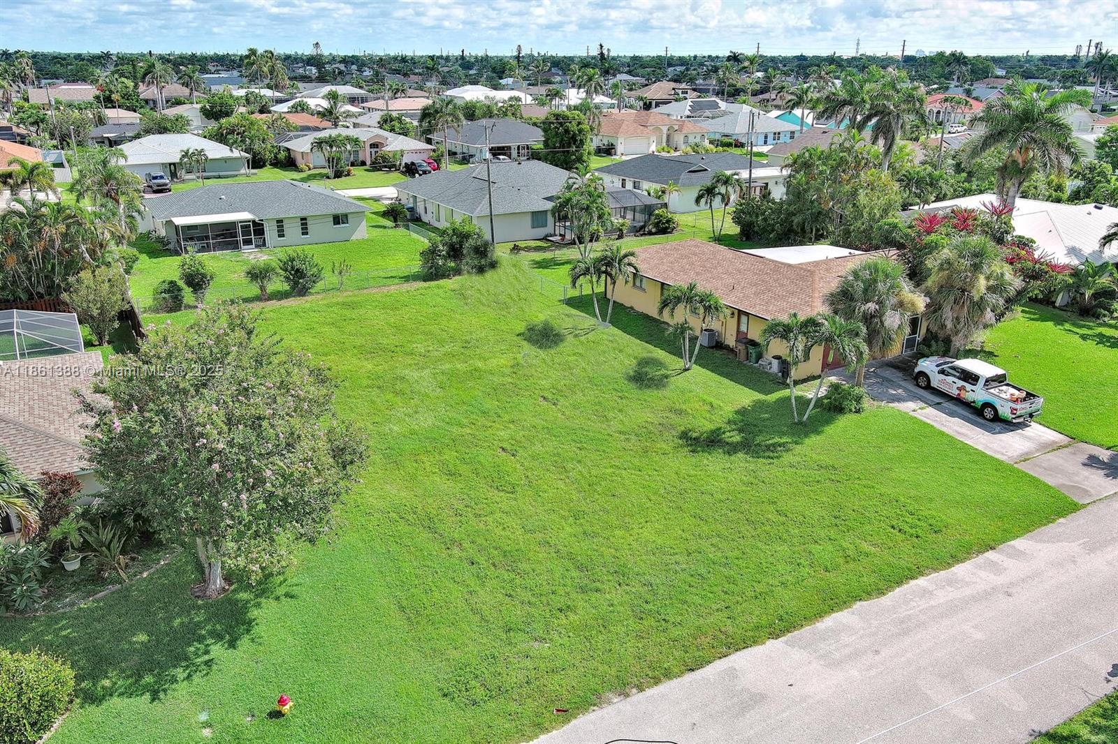 225 SW 46TH TER