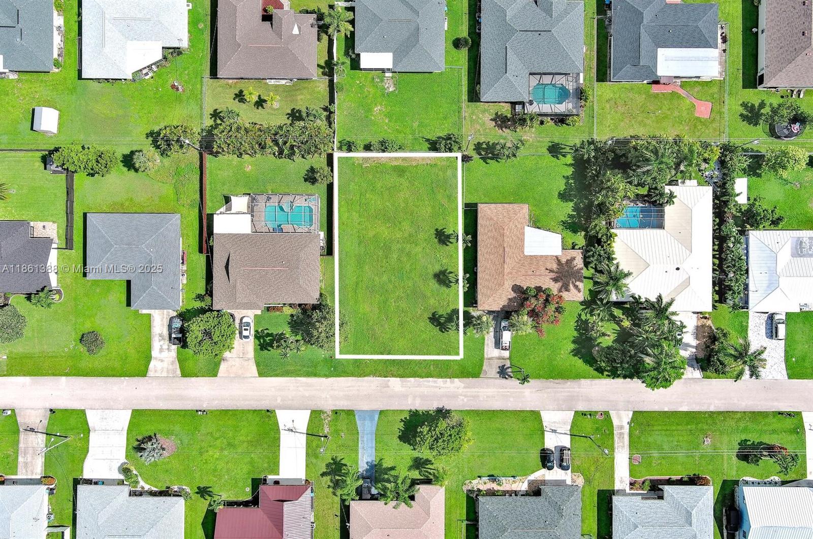 225 SW 46TH TER