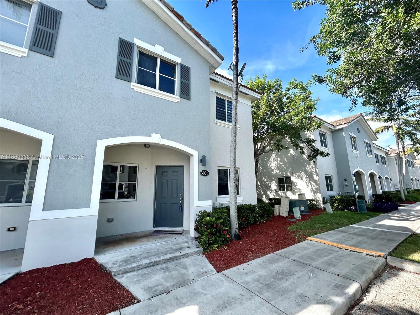 VENETIA GROVE - Residential