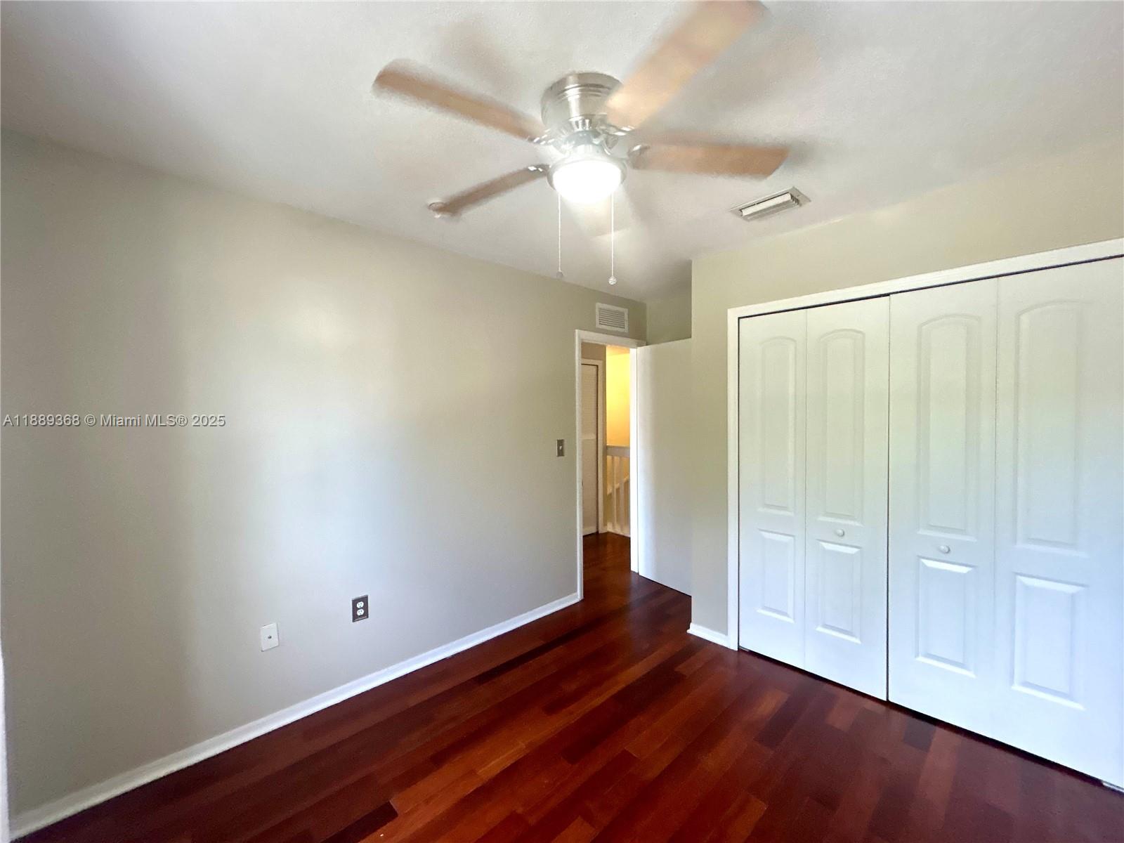 VENETIA GROVE - Residential