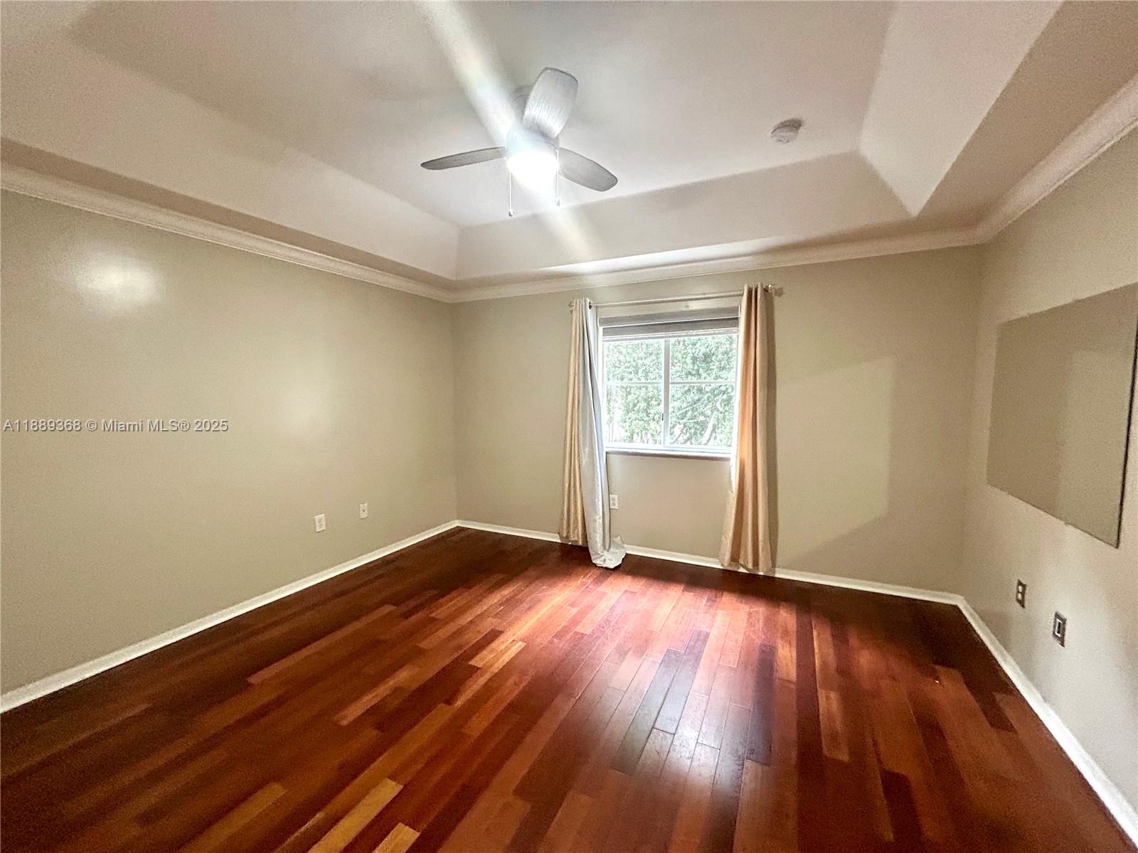 VENETIA GROVE - Residential