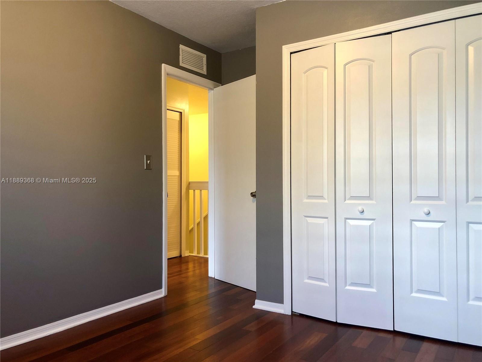 VENETIA GROVE - Residential