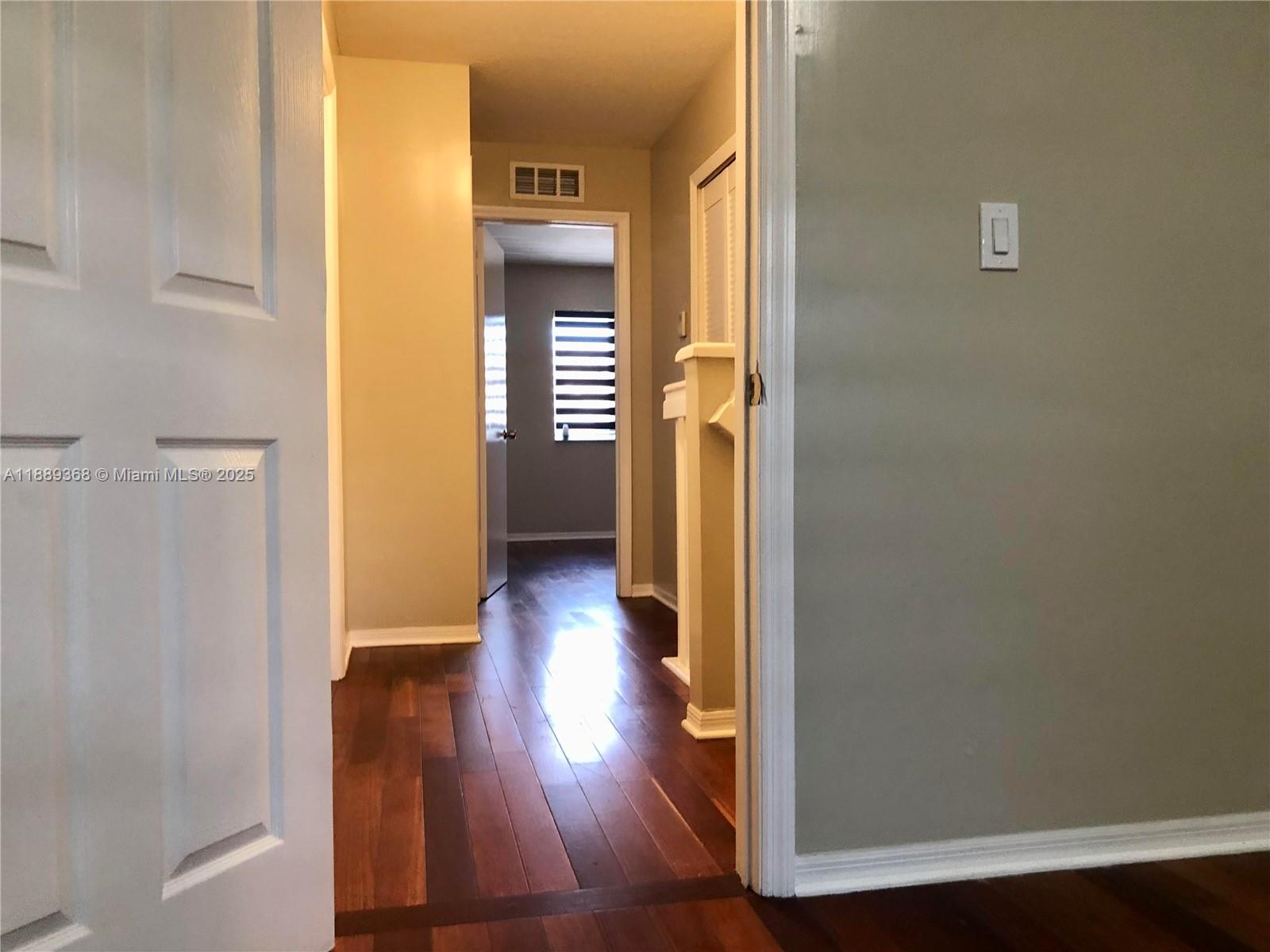 VENETIA GROVE - Residential